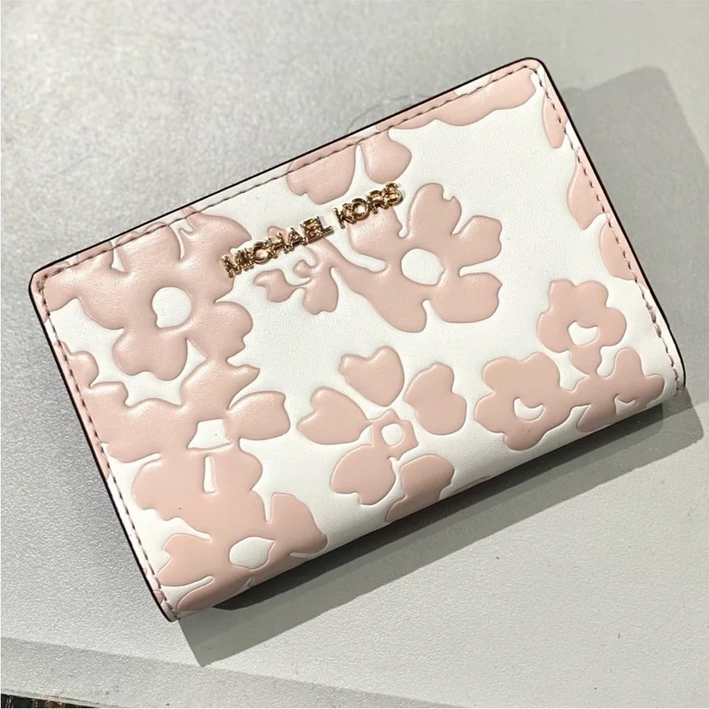 Michael Kors Jet Set Travel Medium Floral Print Bi-Fold Wallet